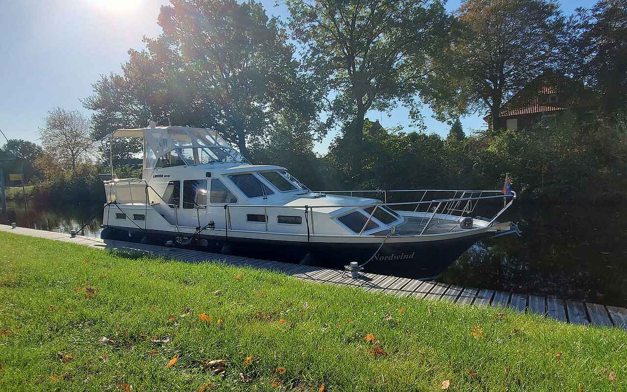 Motorboot Linssen 352 SX Twin
