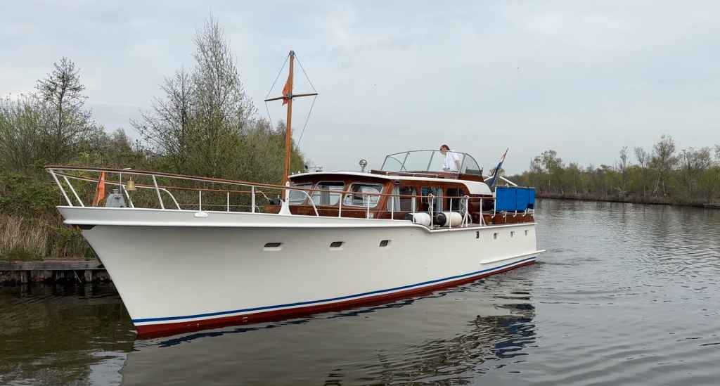 Motorboot Super Van Craft 13,80