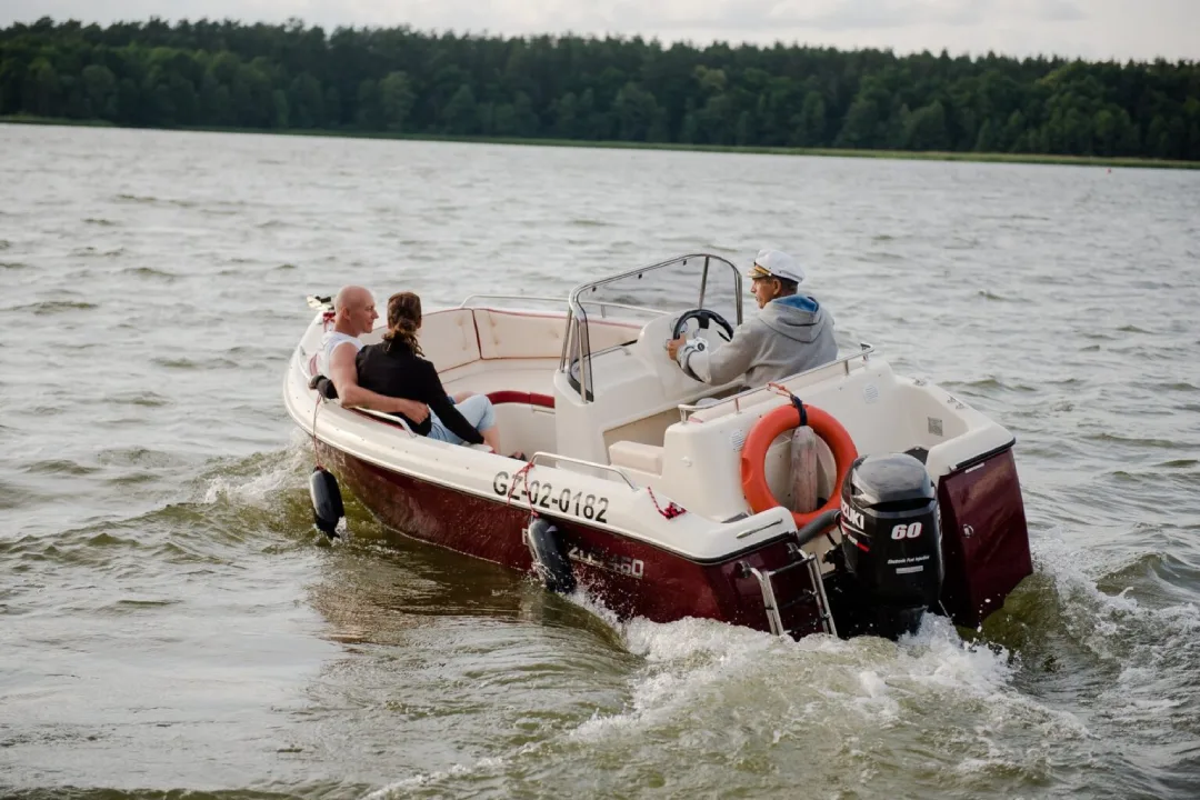 Motorboot Berliner Bootschaft PEGAZUS 460