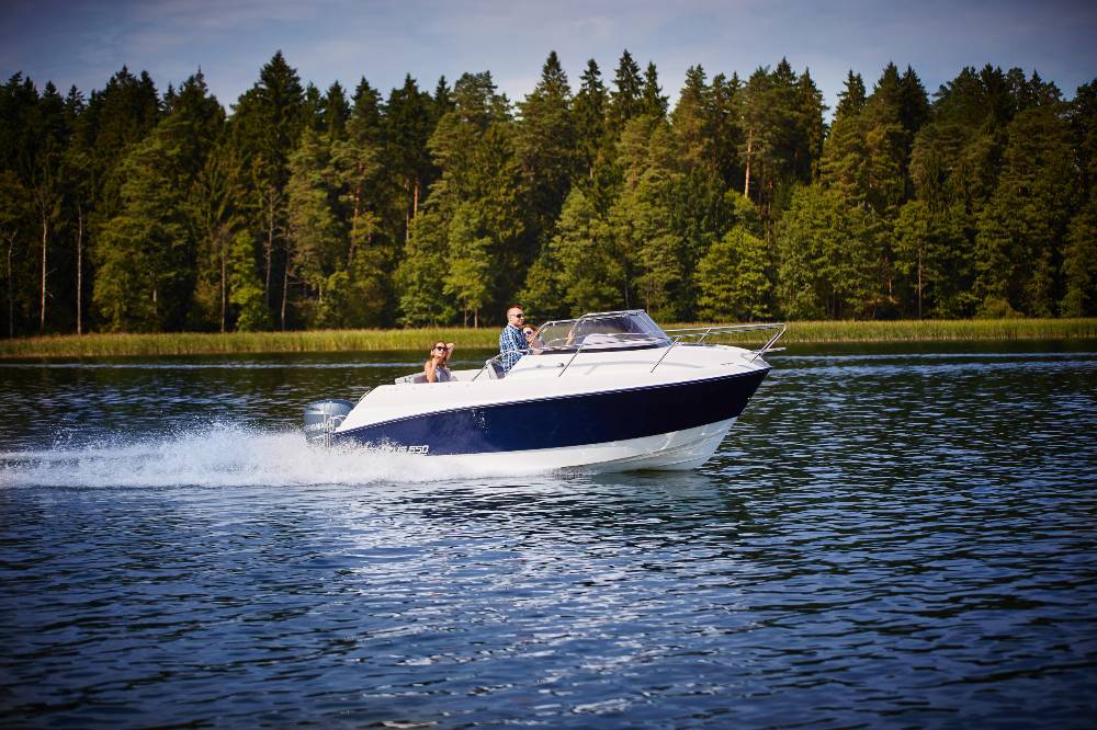 Motorboot Berliner Bootschaft Pegazus 550