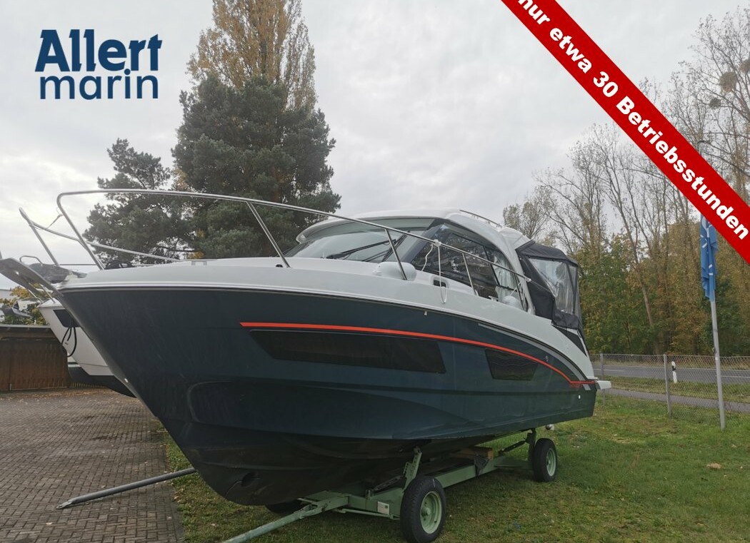 Motorboot Bénéteau Antares 9