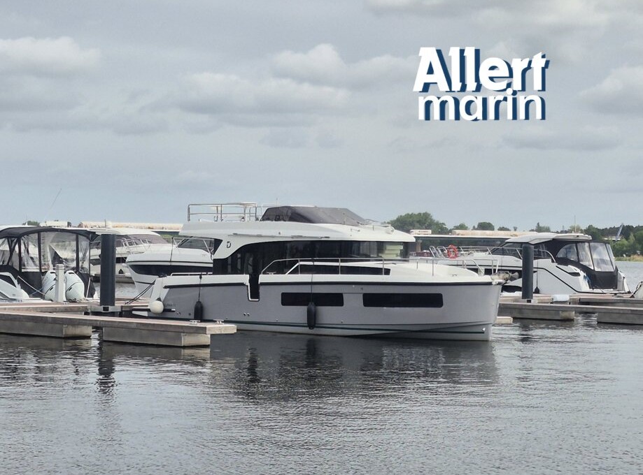 Motorboot Delphia Yachts Delphia 11 Flylounge