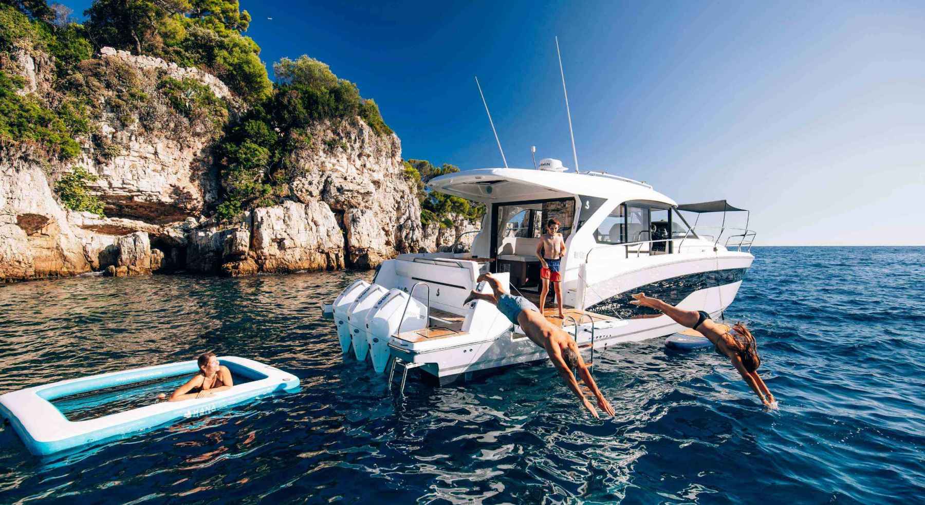 Motorboot Beneteau ANTARES 12 Coupe