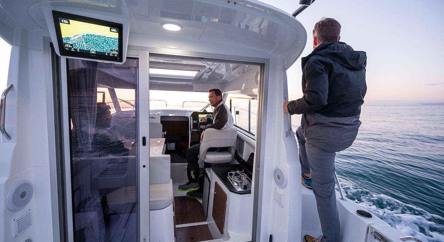 Motorboot Beneteau ANTARES 8 FISHING