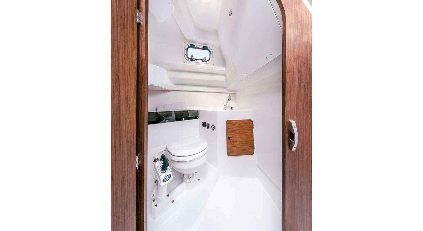 Motorboot Beneteau ANTARES 8