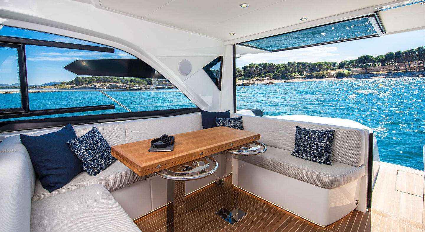 Motorboot Beneteau Gran Turismo 45