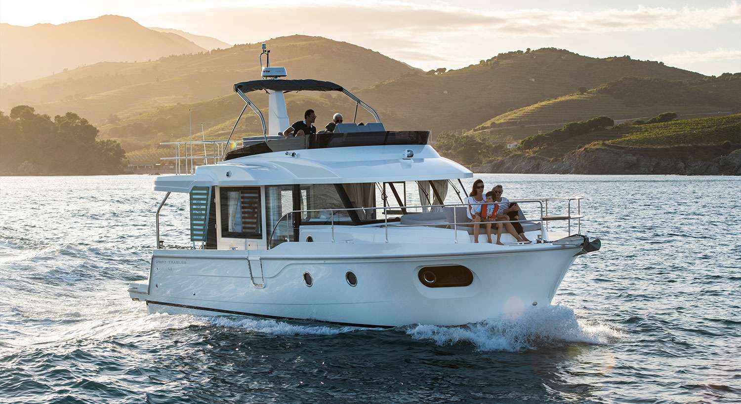 Motorboot Beneteau SWIFT TRAWLER 41 FLY