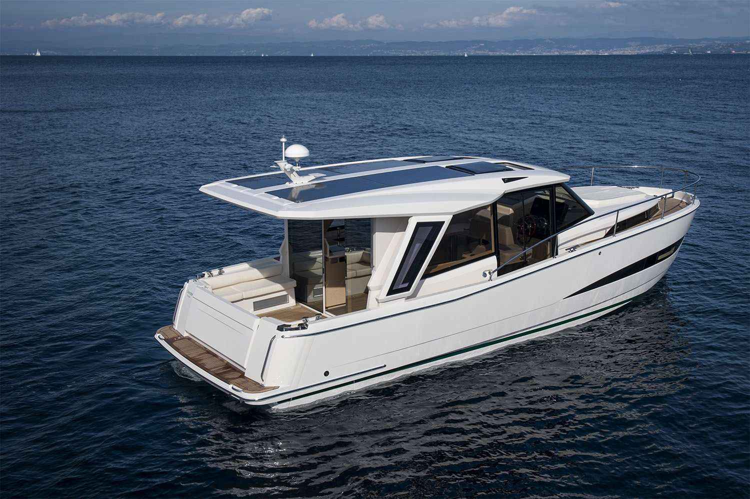 Motorboot Greenline Yachts 39