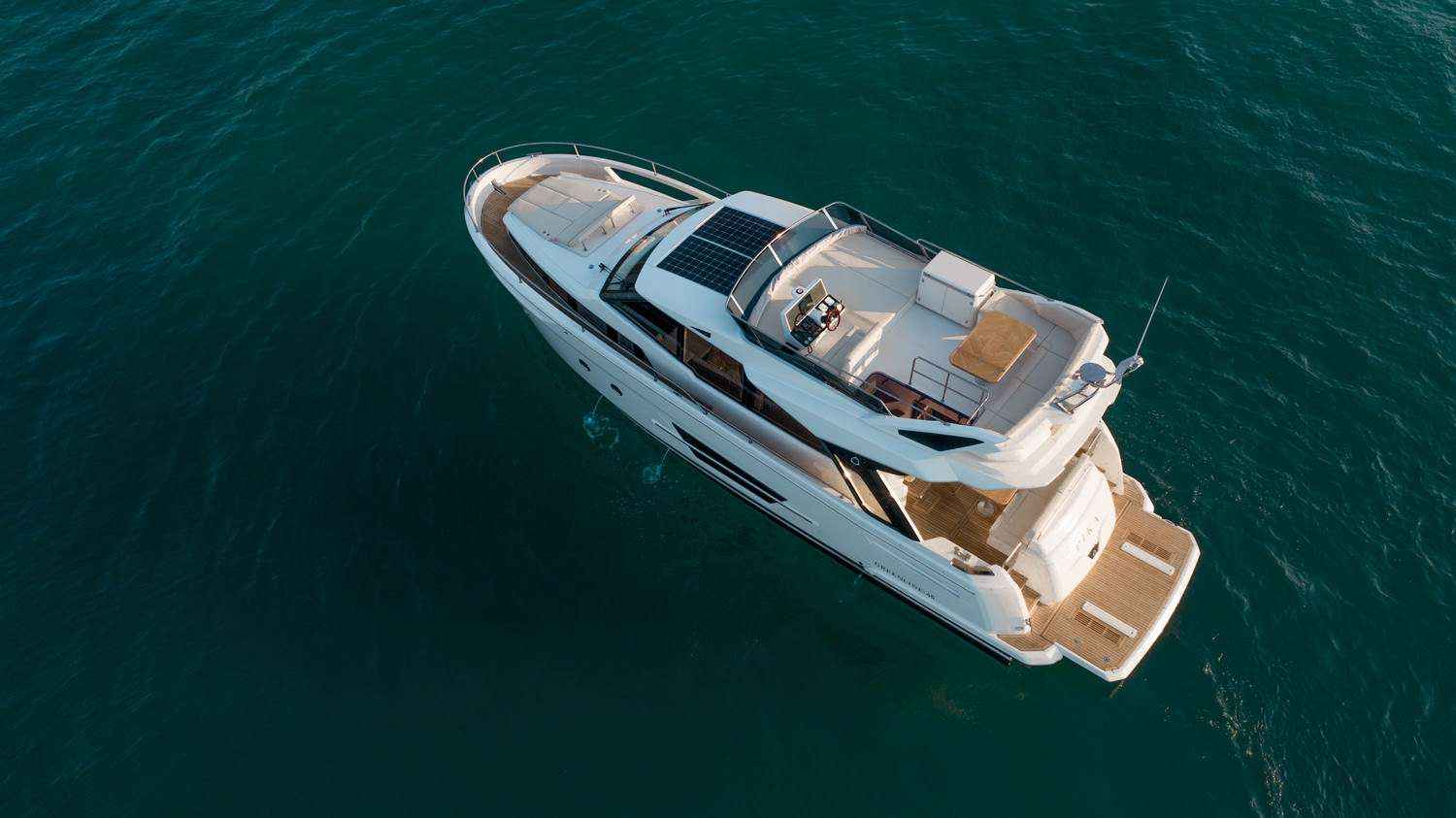 Motorboot Greenline 45 FLY