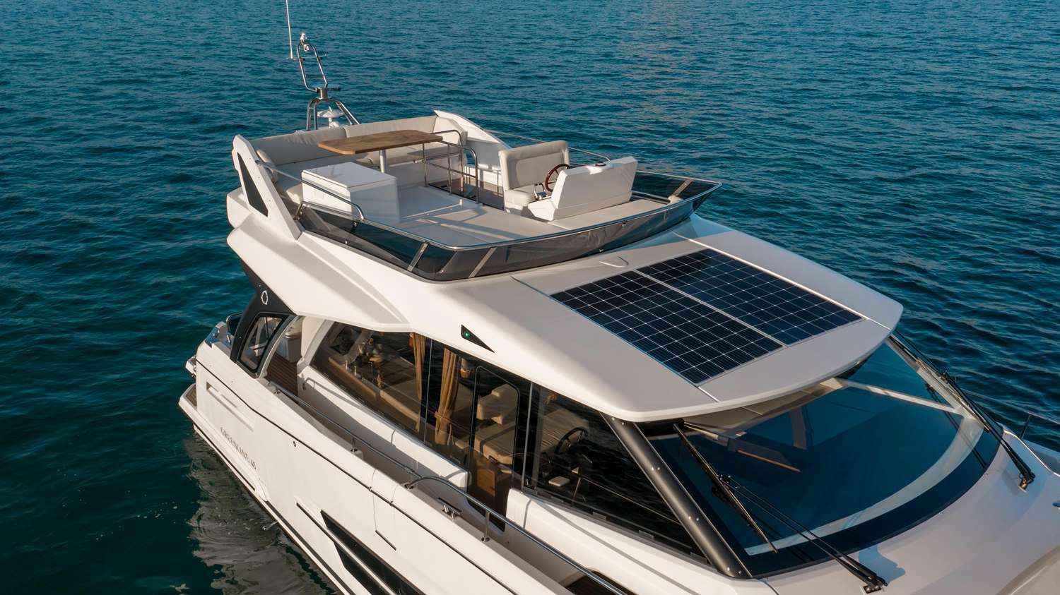 Motorboot Greenline 45 FLY