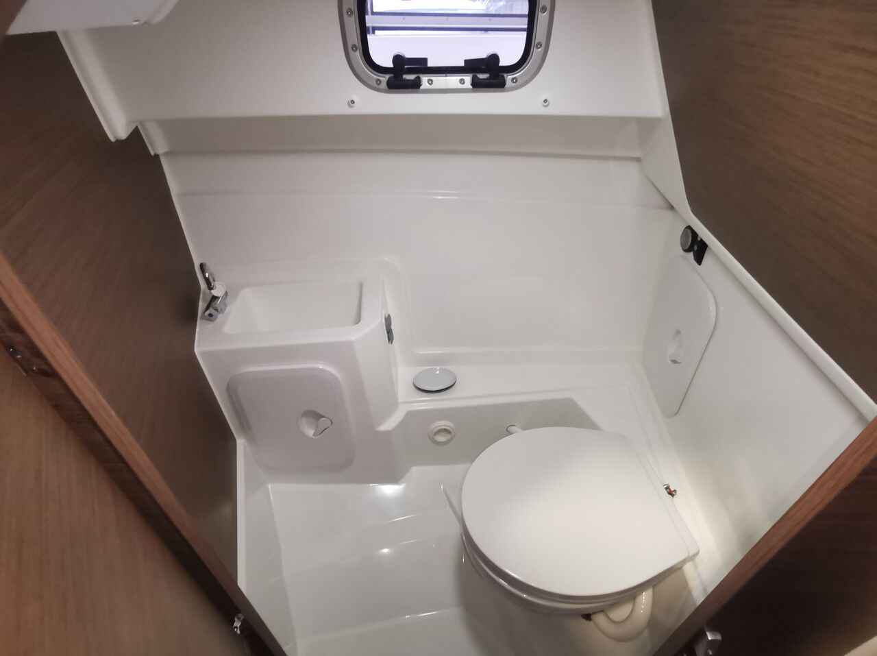 Motorboot Bénéteau Antares 7