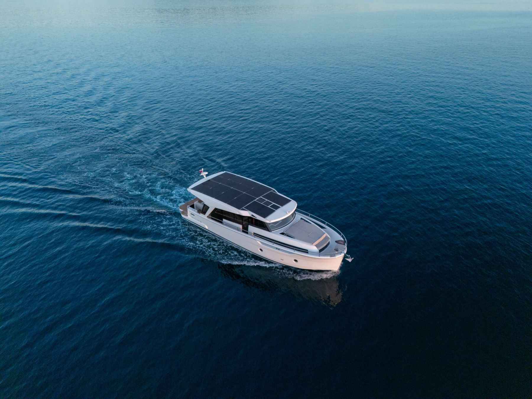 Motorboot Greenline 42