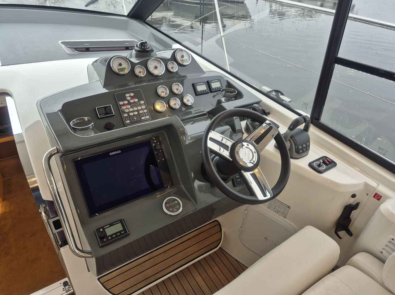 Motorboot Bavaria S40 HT