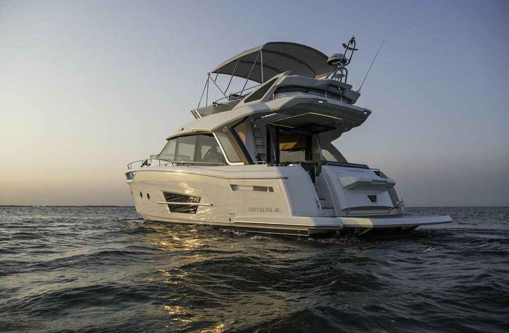 Motorboot Greenline 45 Fly