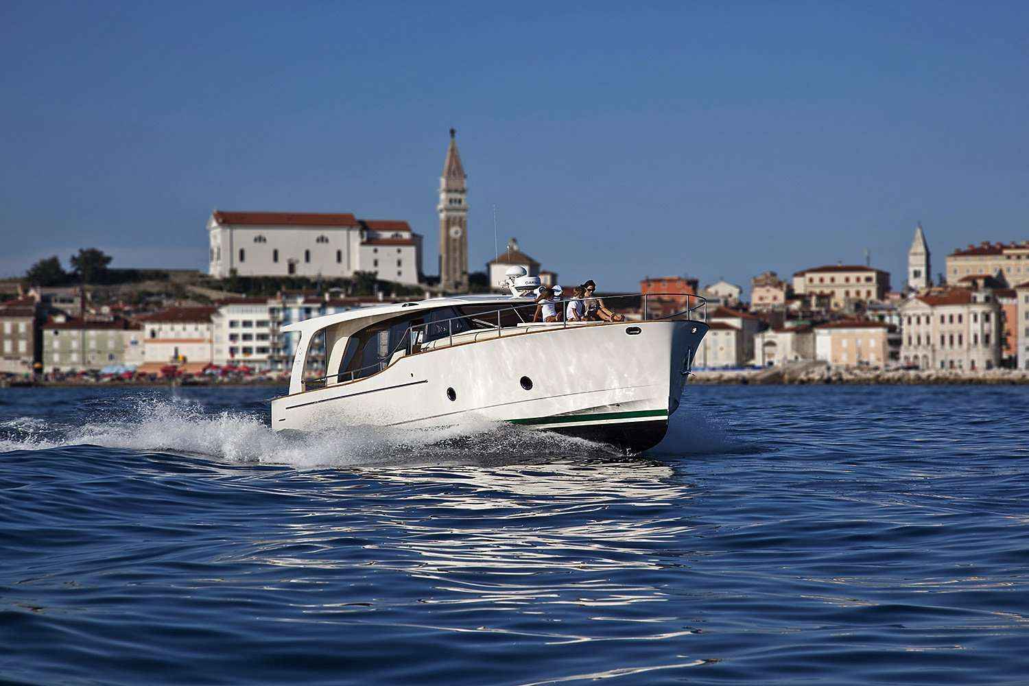 Motorboot Greenline 40