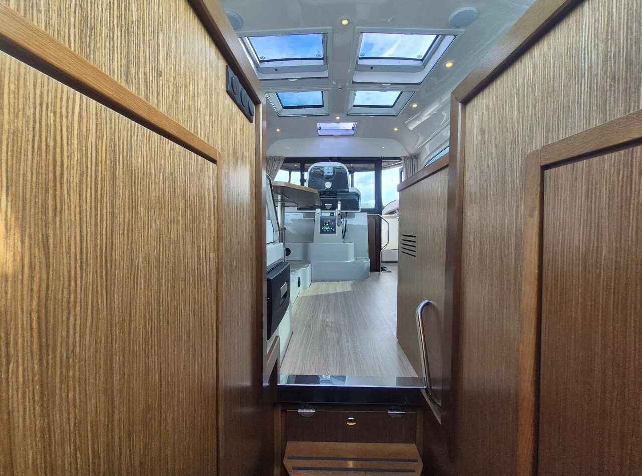 Motorboot Bavaria E40 Sedan