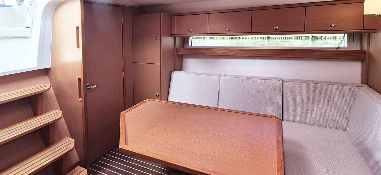 Motorboot Bavaria Sport 35
