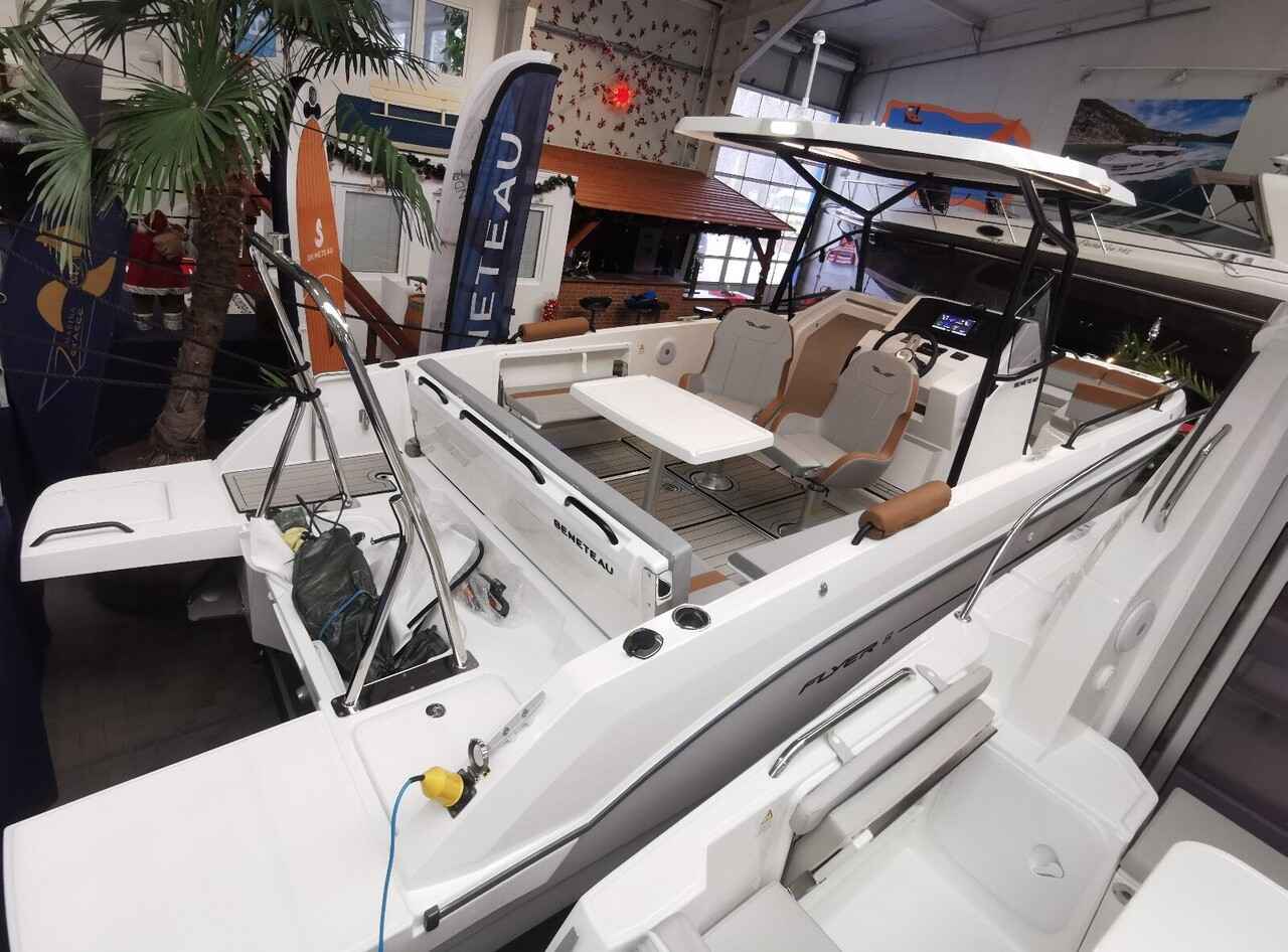 Motorboot Bénéteau Flyer 8 Spacedeck V2