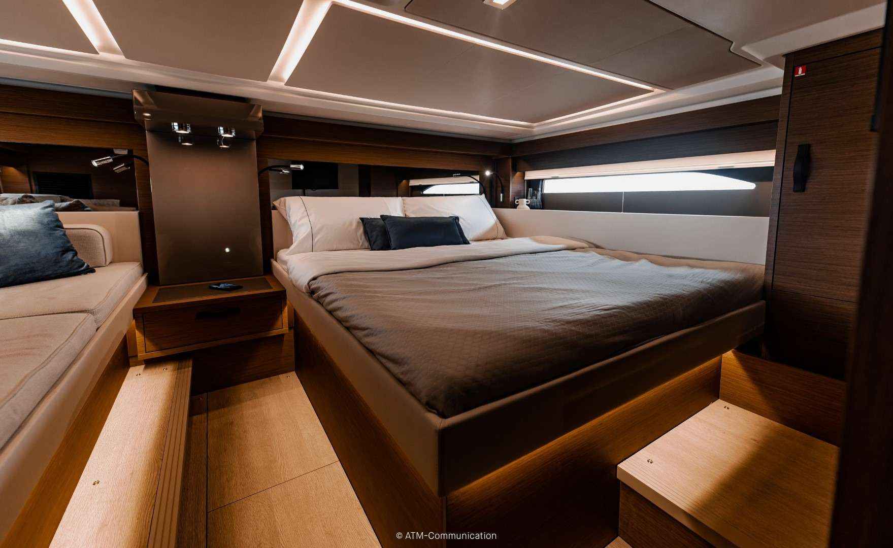 Motorboot WELLCRAFT 44 EXPLORER
