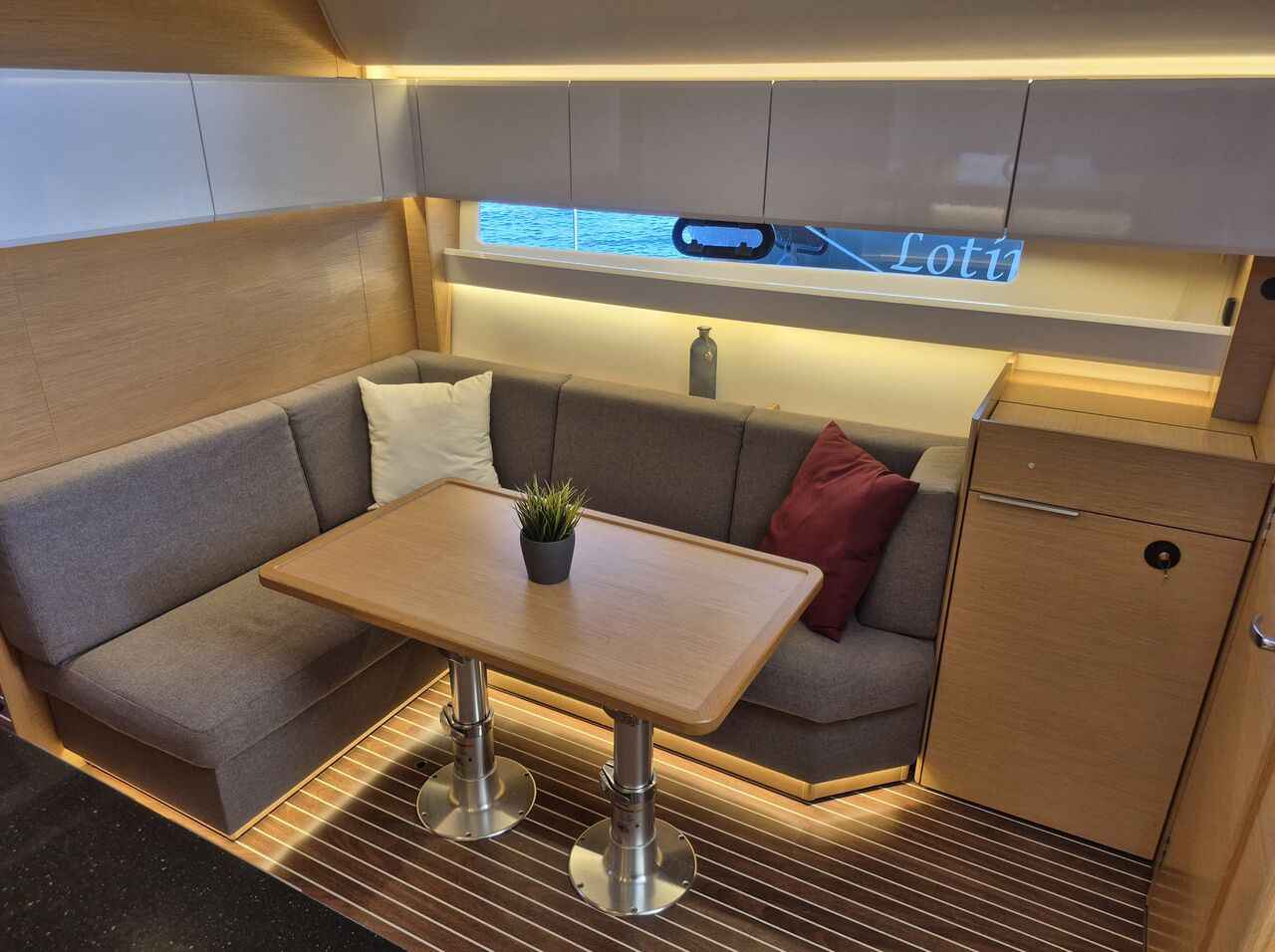 Motorboot Bavaria S45 HT