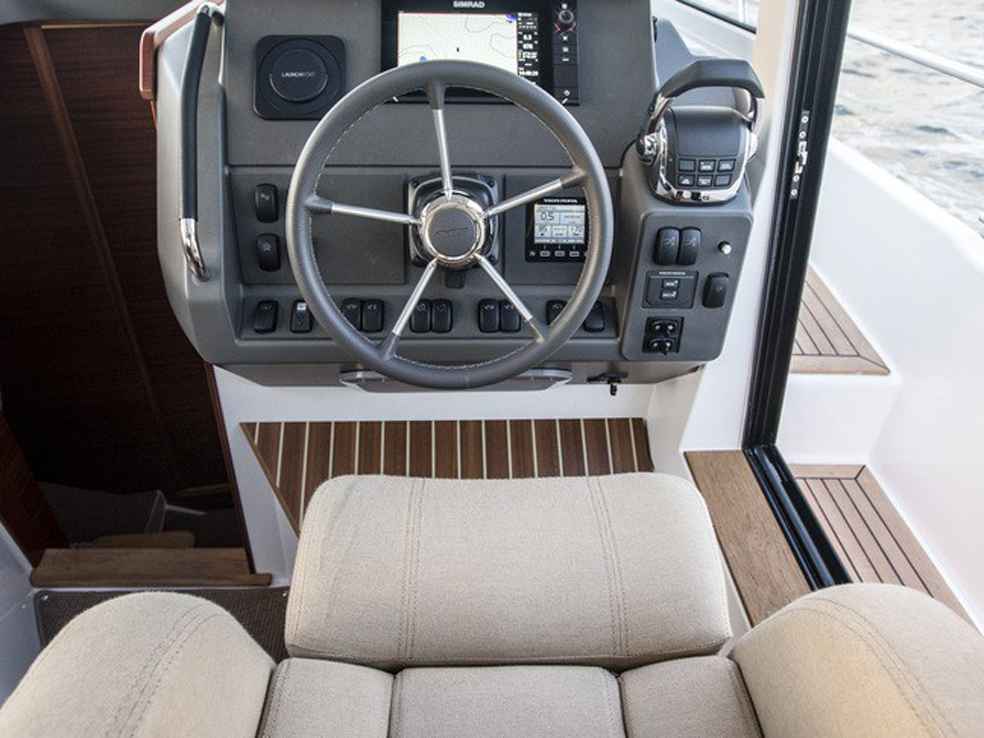 Motorboot Nimbus 305 Coupé