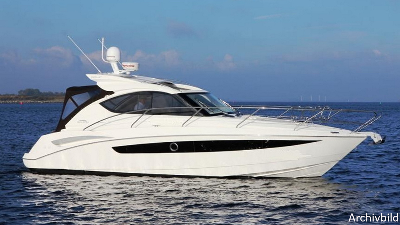 Motorboot Galeon 325 HT