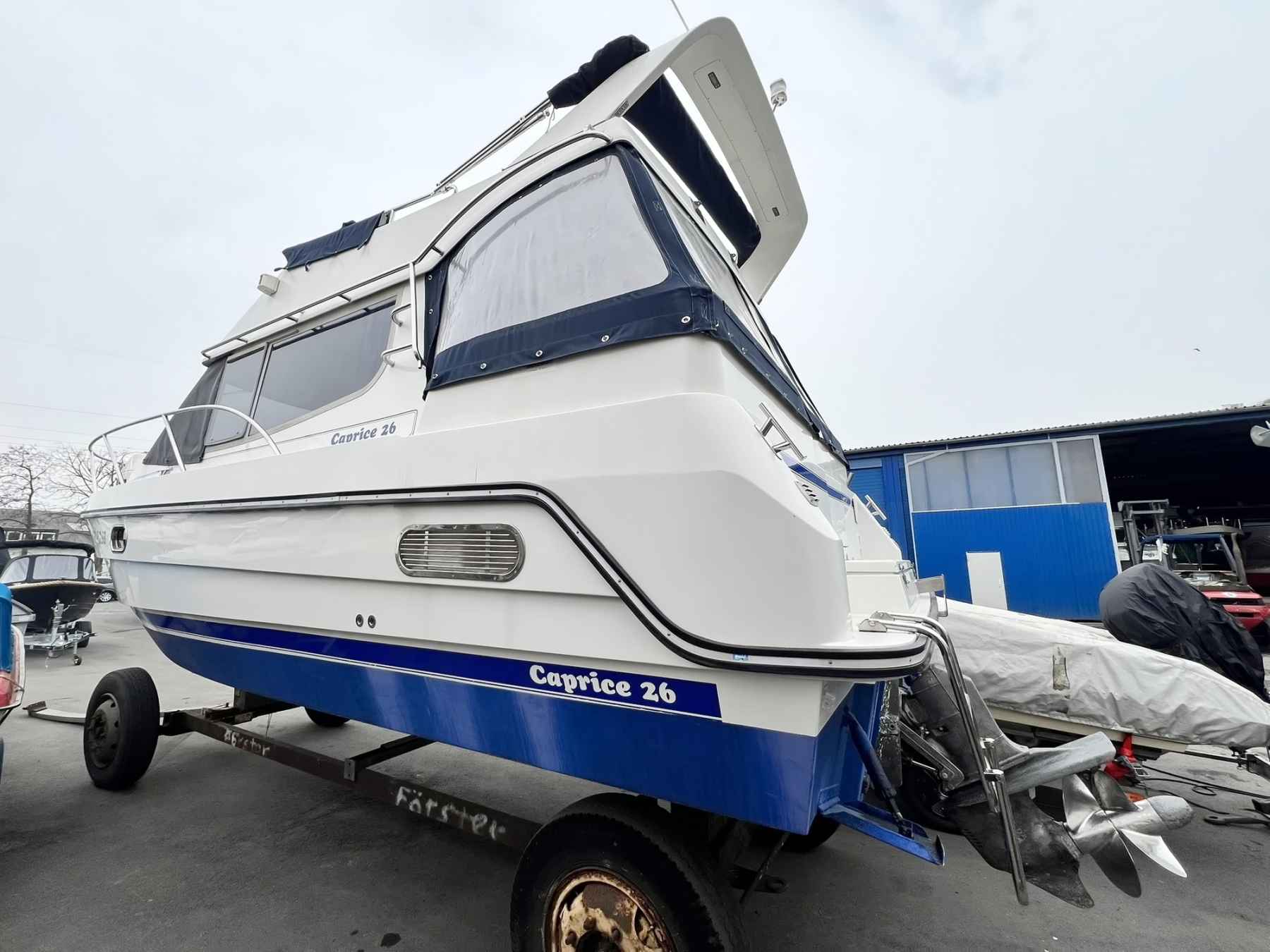 Motorboot Galeon Caprice 26 Fly