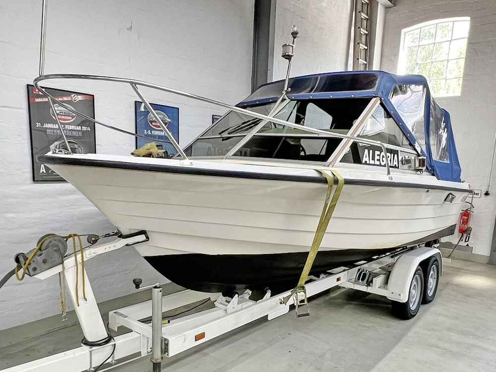 Motorboot Draco 2000
