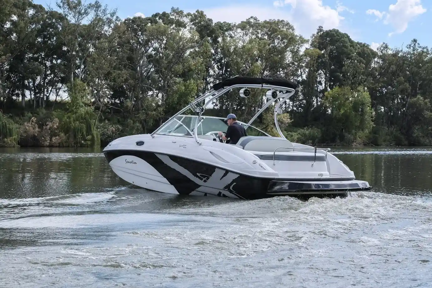 Motorboot Sensation SX260