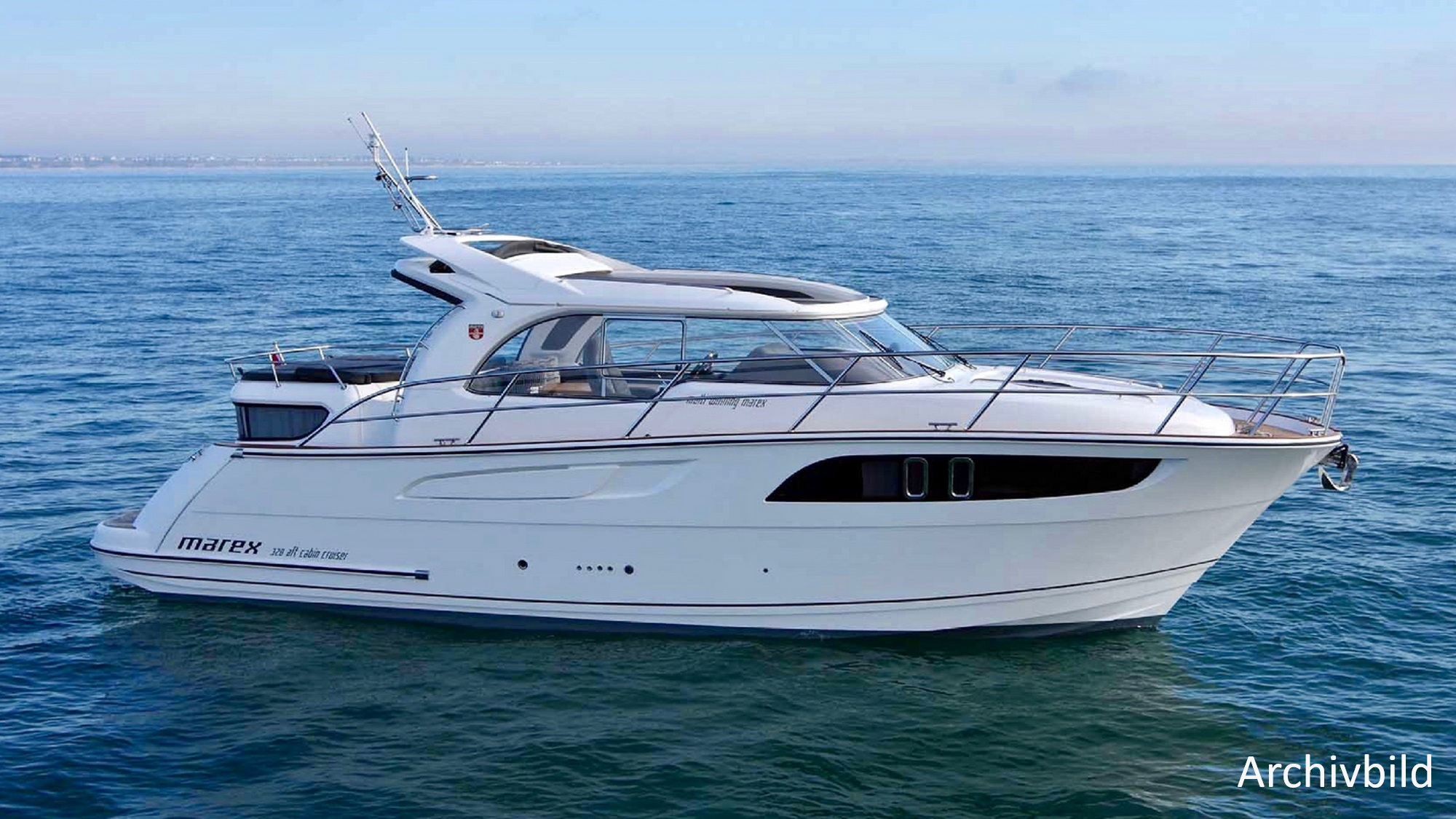 Motorboot HW Bootscenter Marex 320 cabin cruiser