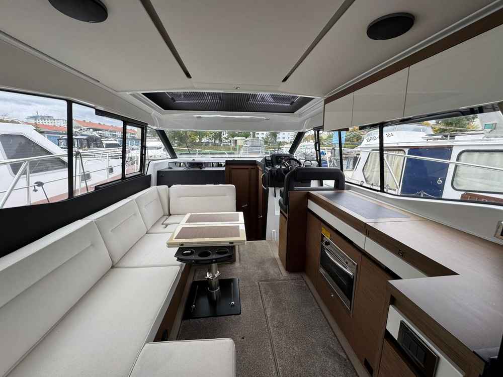 Motorboot Jeanneau NC 37