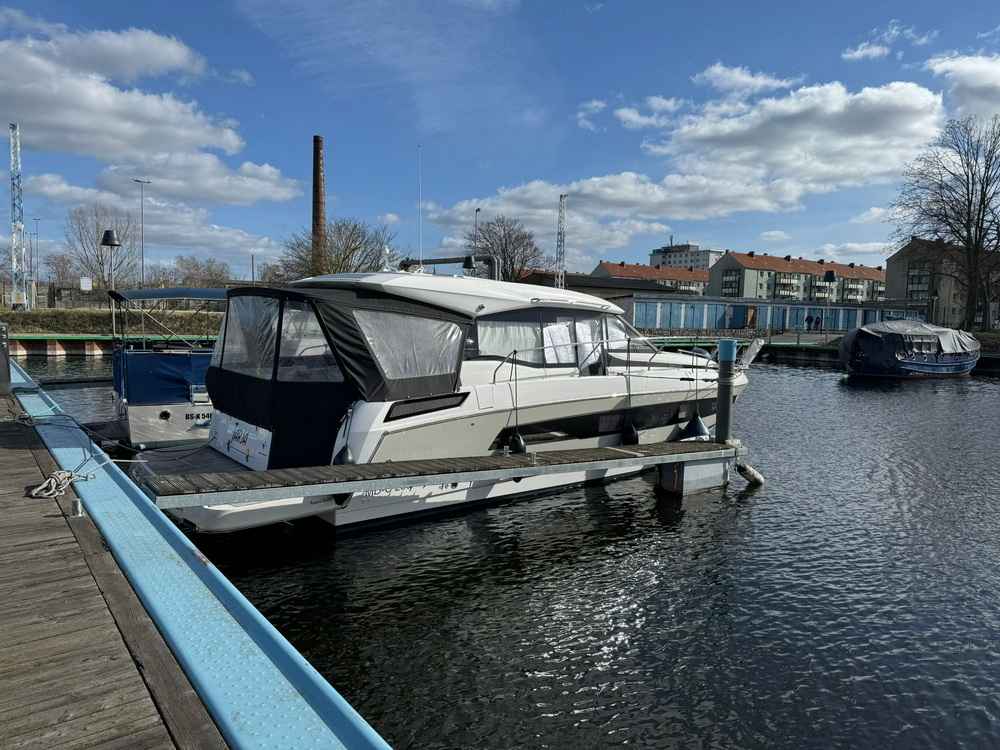 Motorboot Jeanneau NC 37