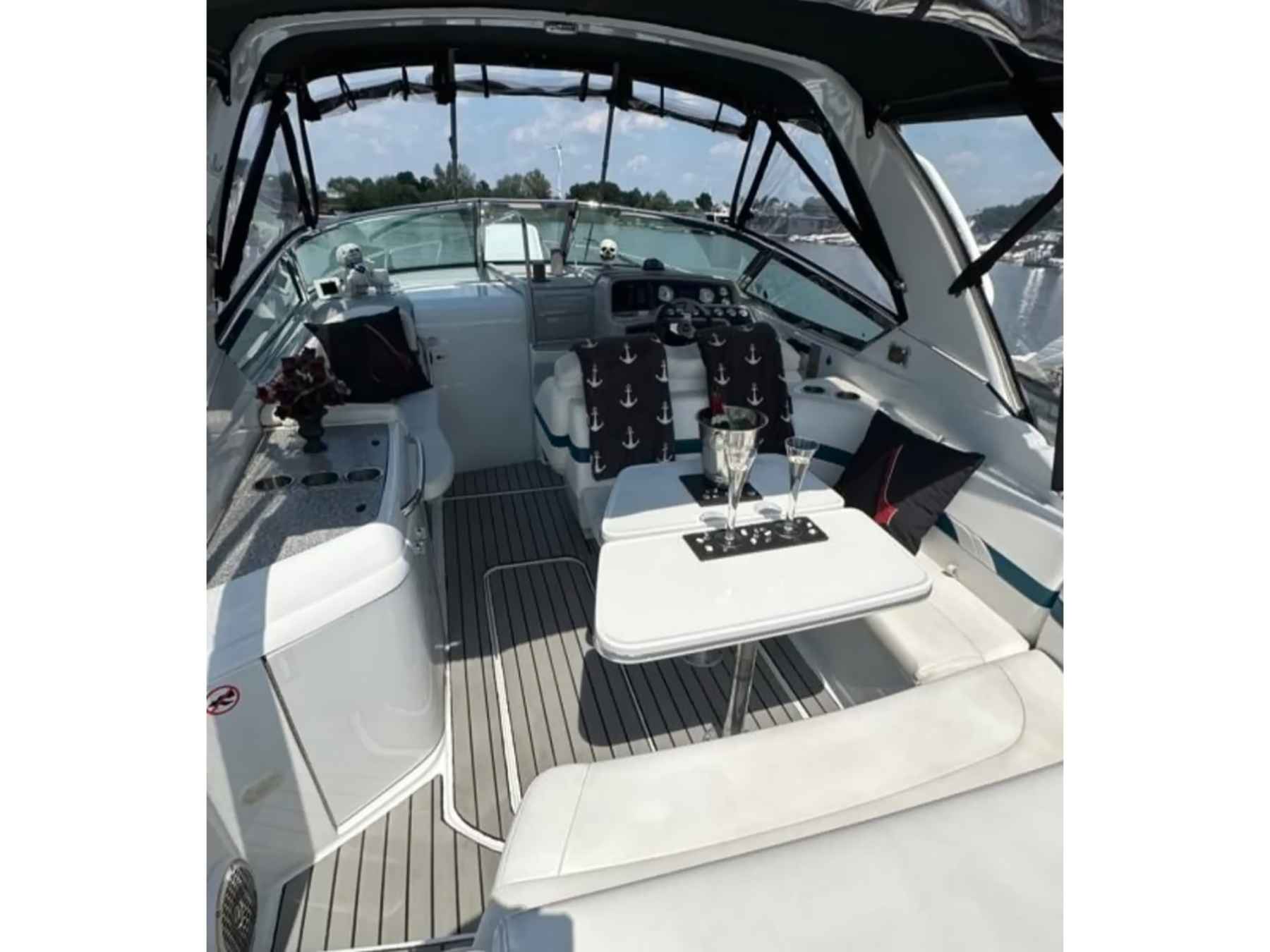 Motorboot Formula 280 SS