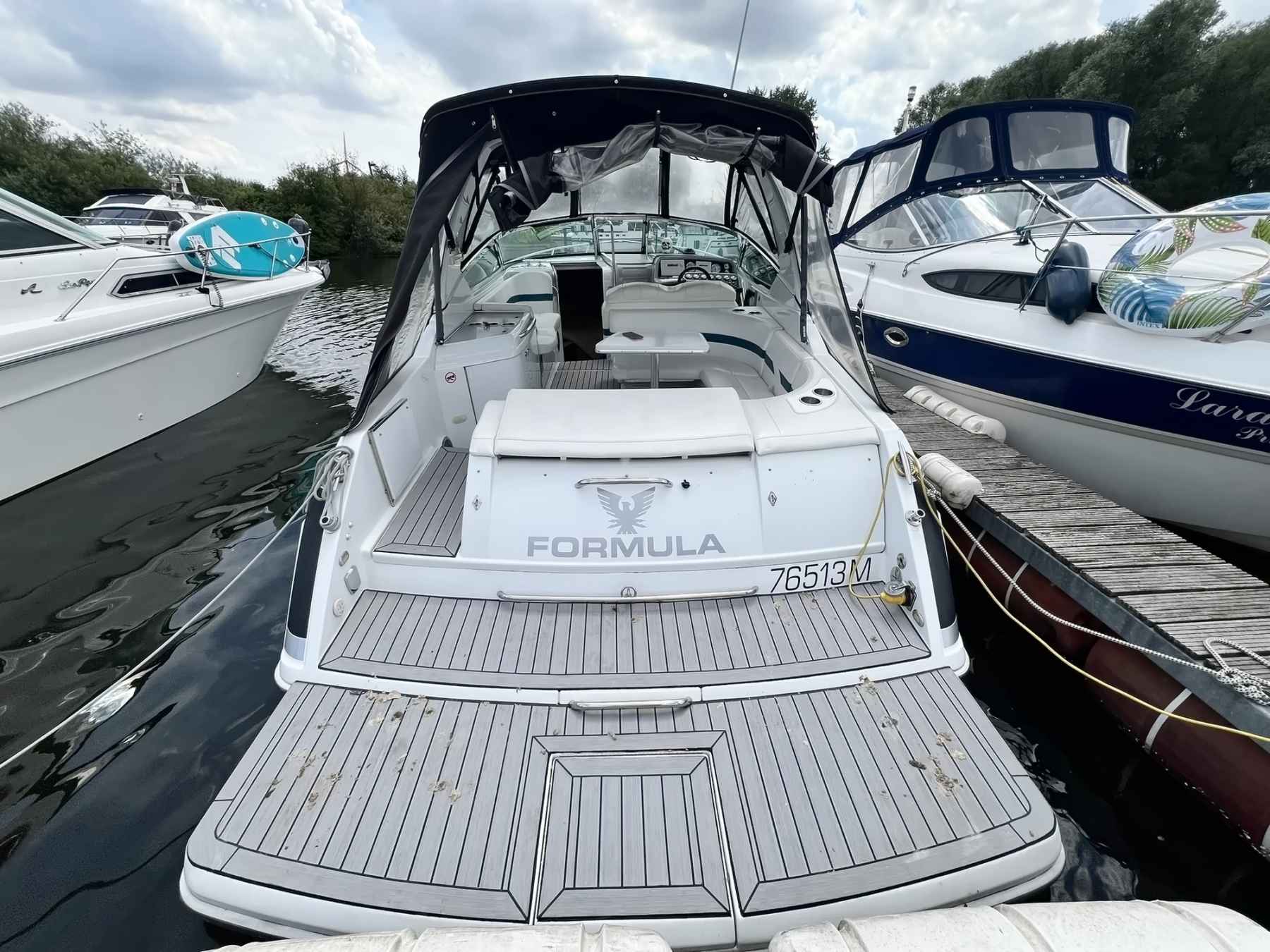 Motorboot Formula 280 SS