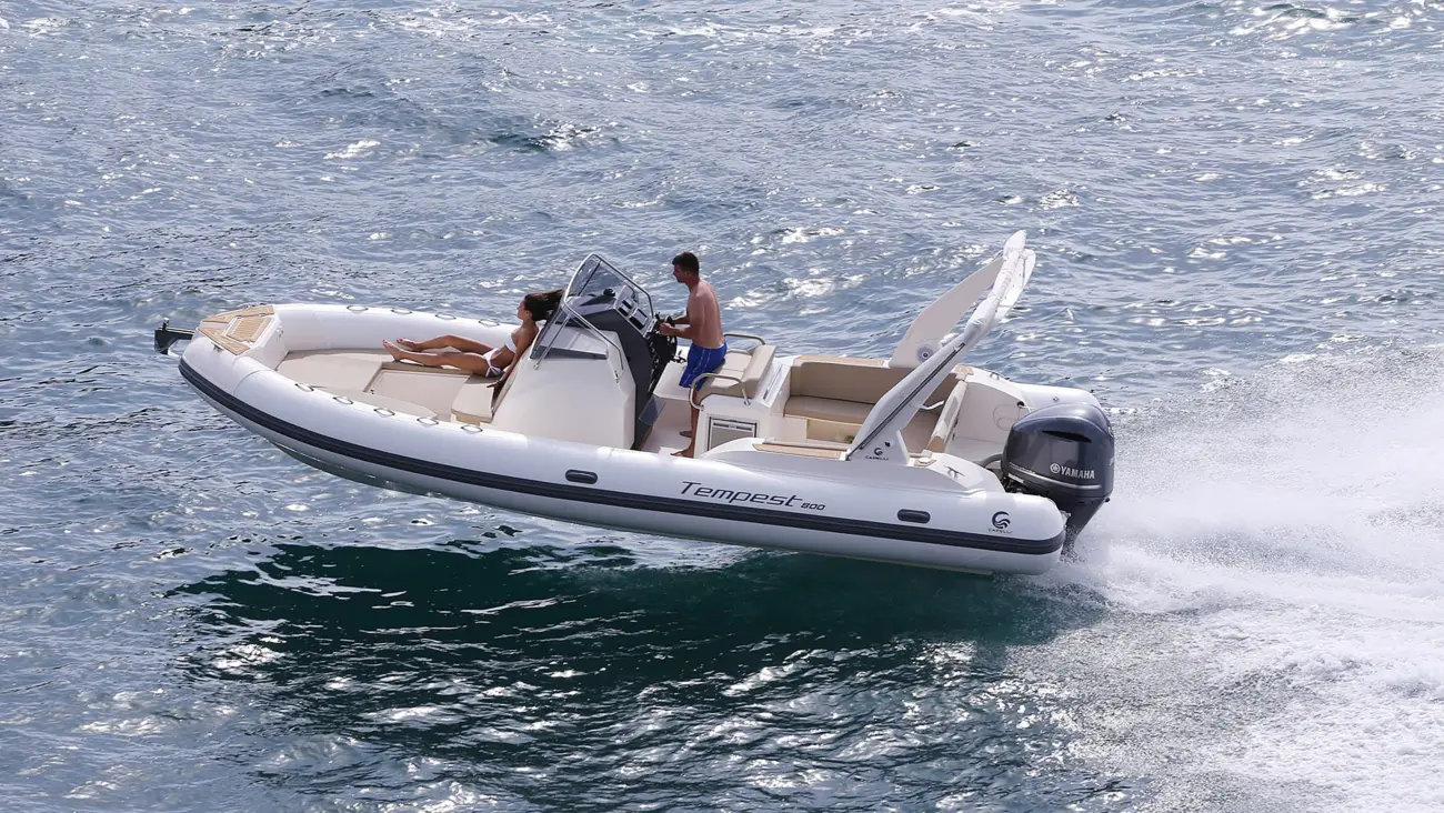 Motorboot Capelli Tempest TE800 Open