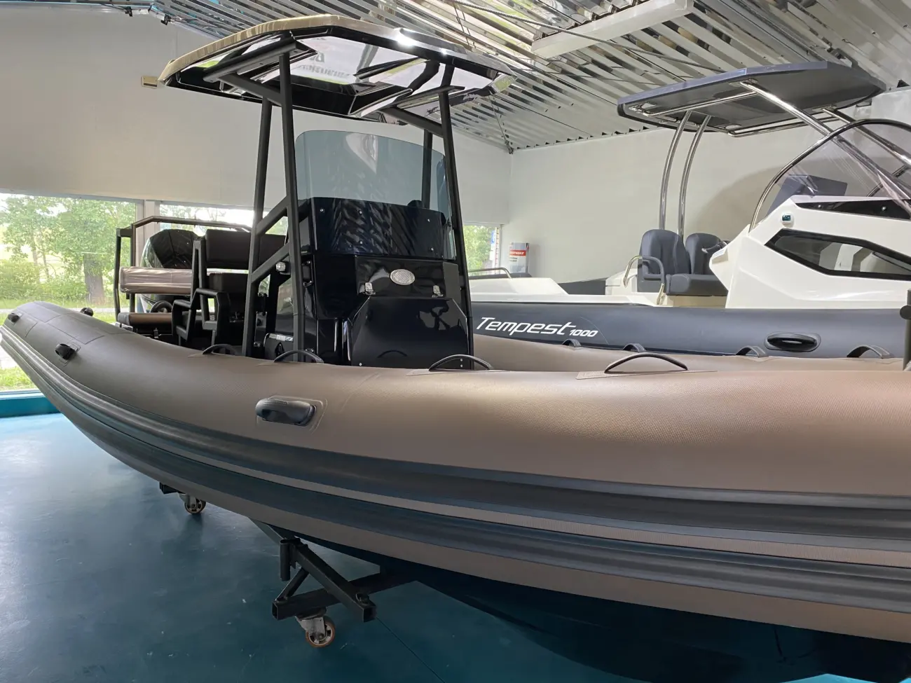 Motorboot BRIG Navigator N24