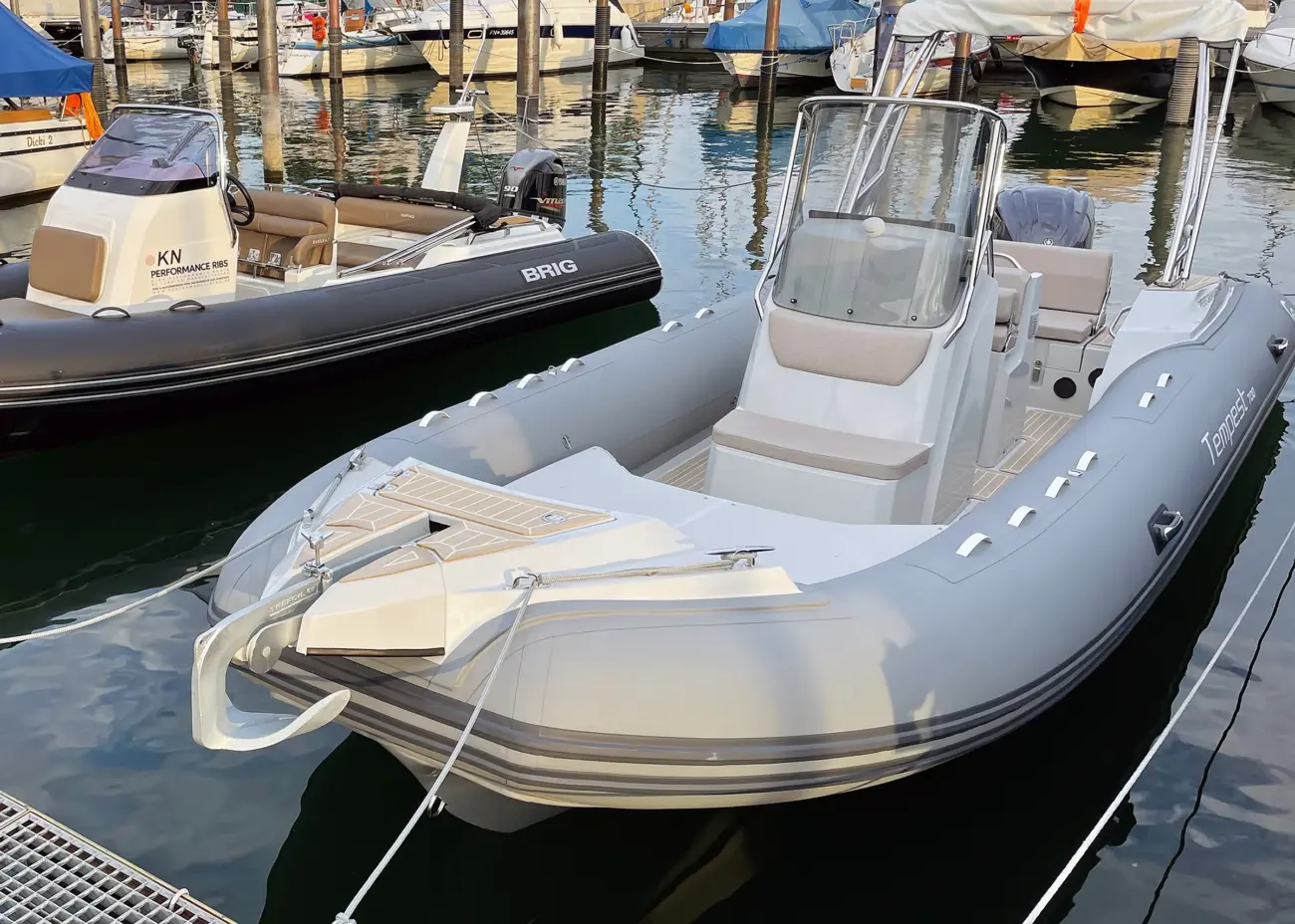 Motorboot Capelli Tempest 700 Open