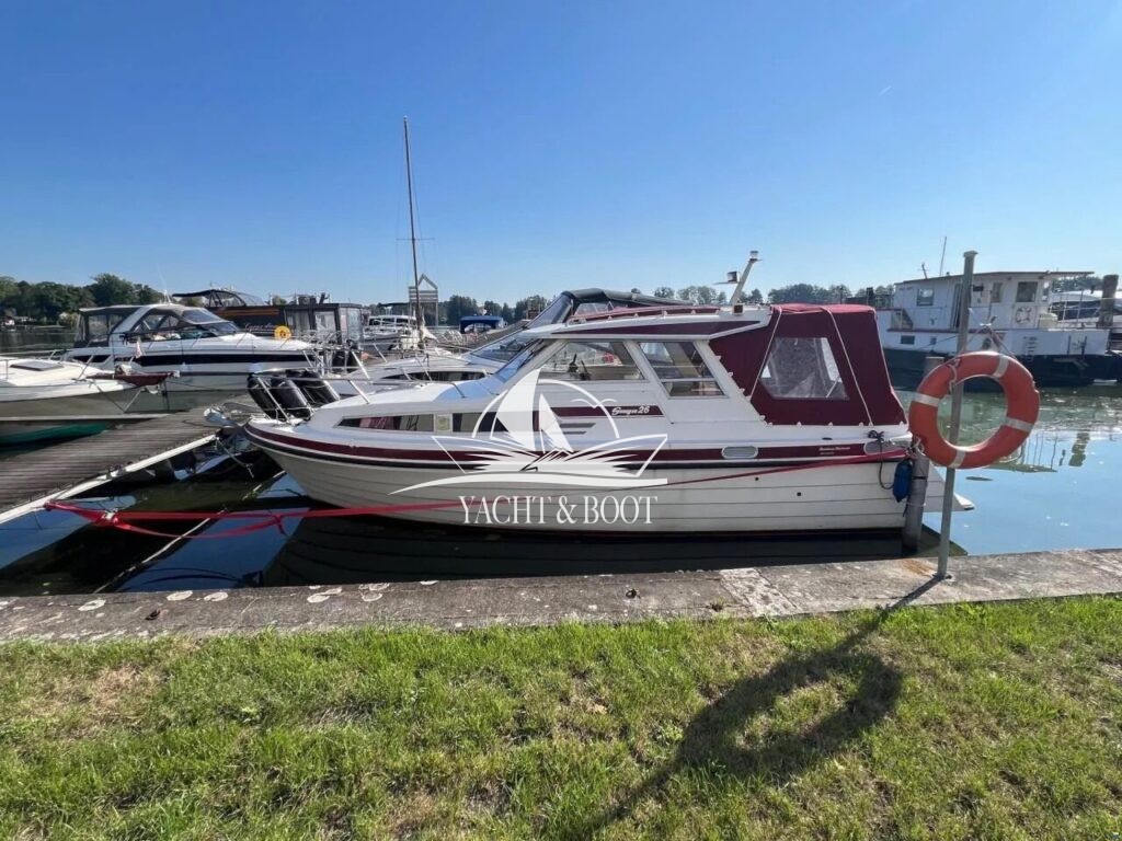 Motorboot Saga Boats 26