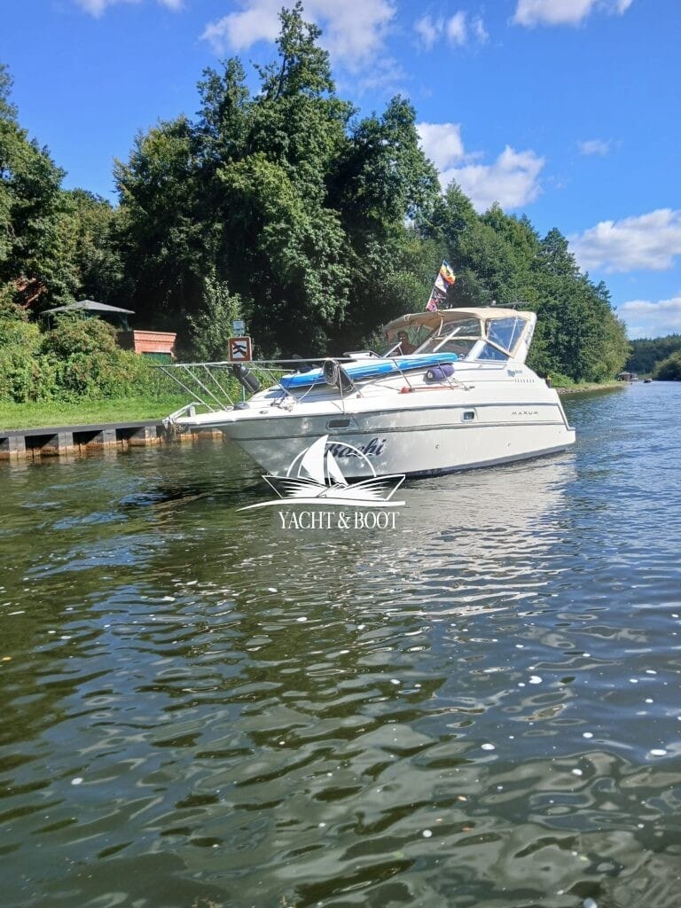 Motorboot Maxum 2800 SCR