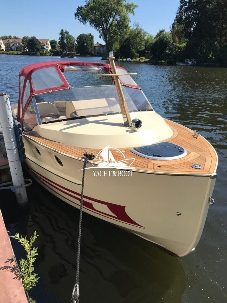 Motorboot Oud Huijzer 700 Cabine