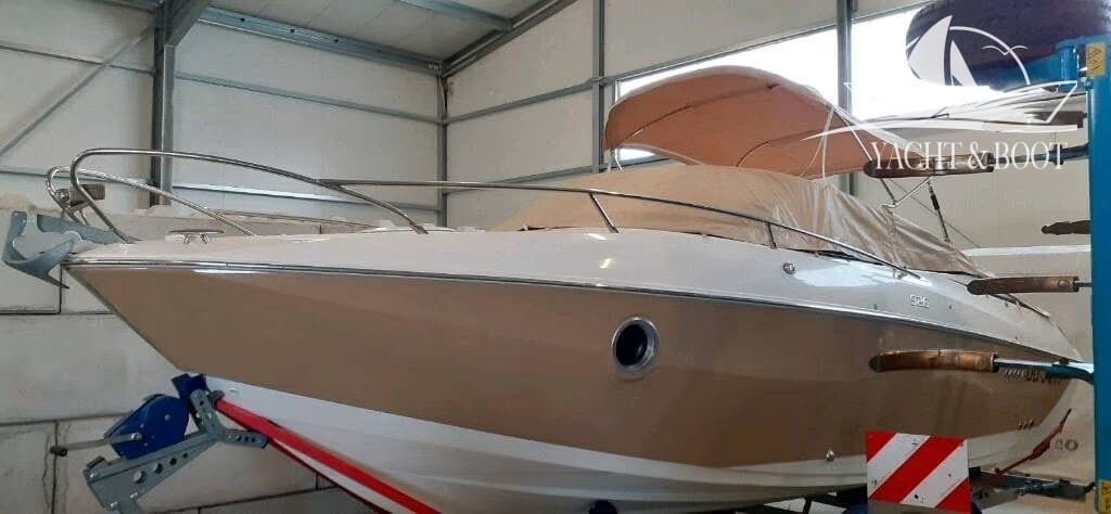 Motorboot Sessa 2008