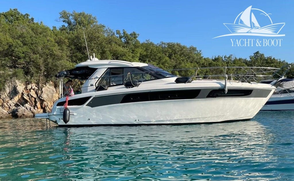 Motorboot Bavaria 2015