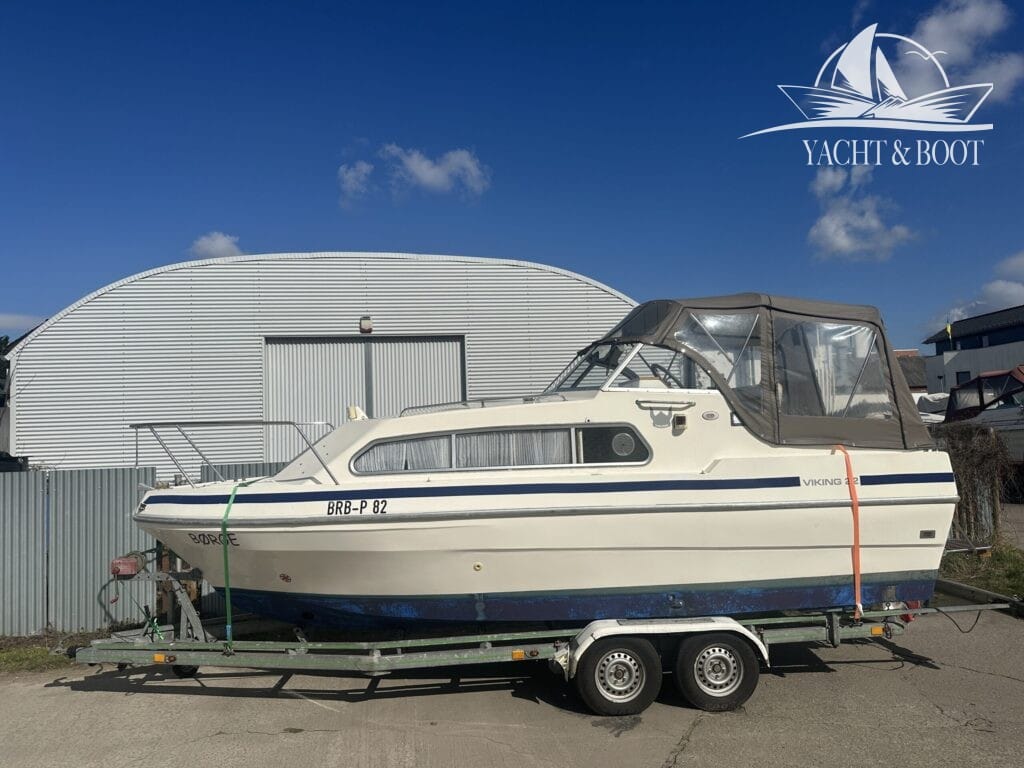 Motorboot Viking 22