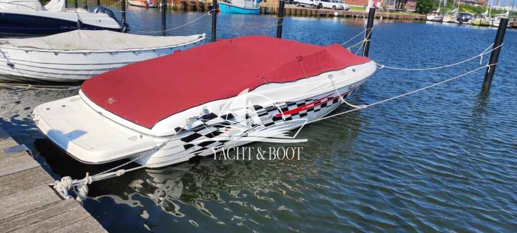 Motorboot Mariah SX24