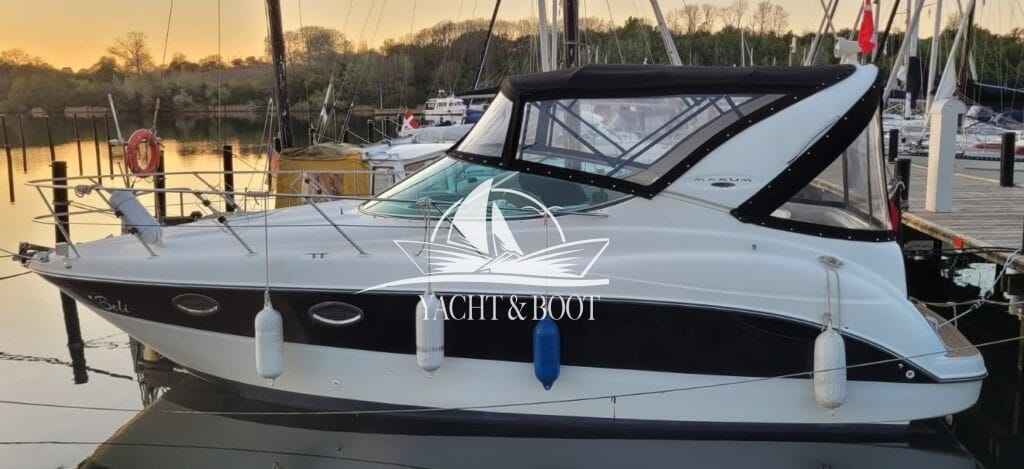 Motorboot Maxum 2700 SE