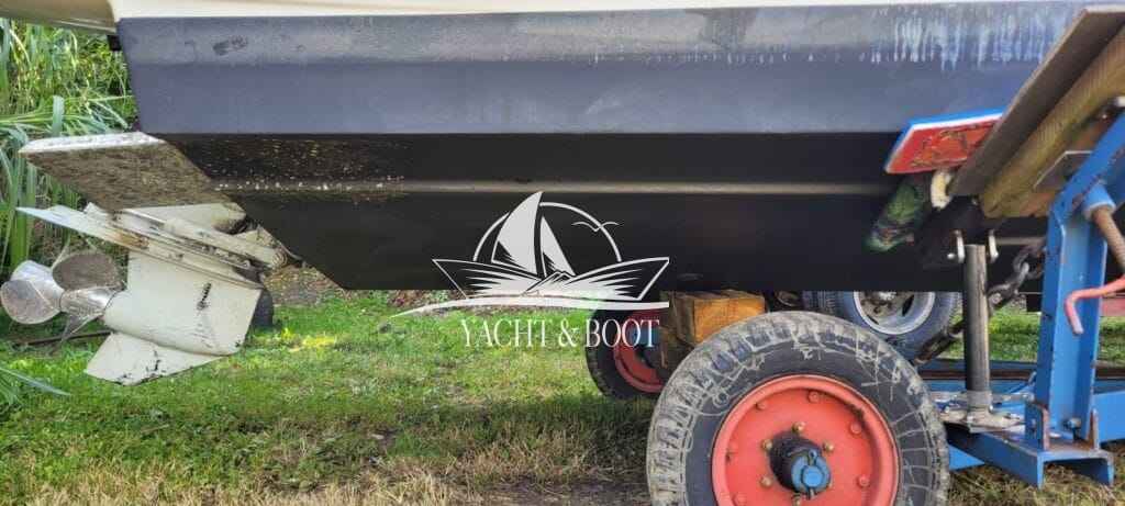 Motorboot Maxum 2700 SE