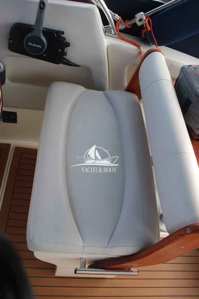 Motorboot Eolo 650 Day