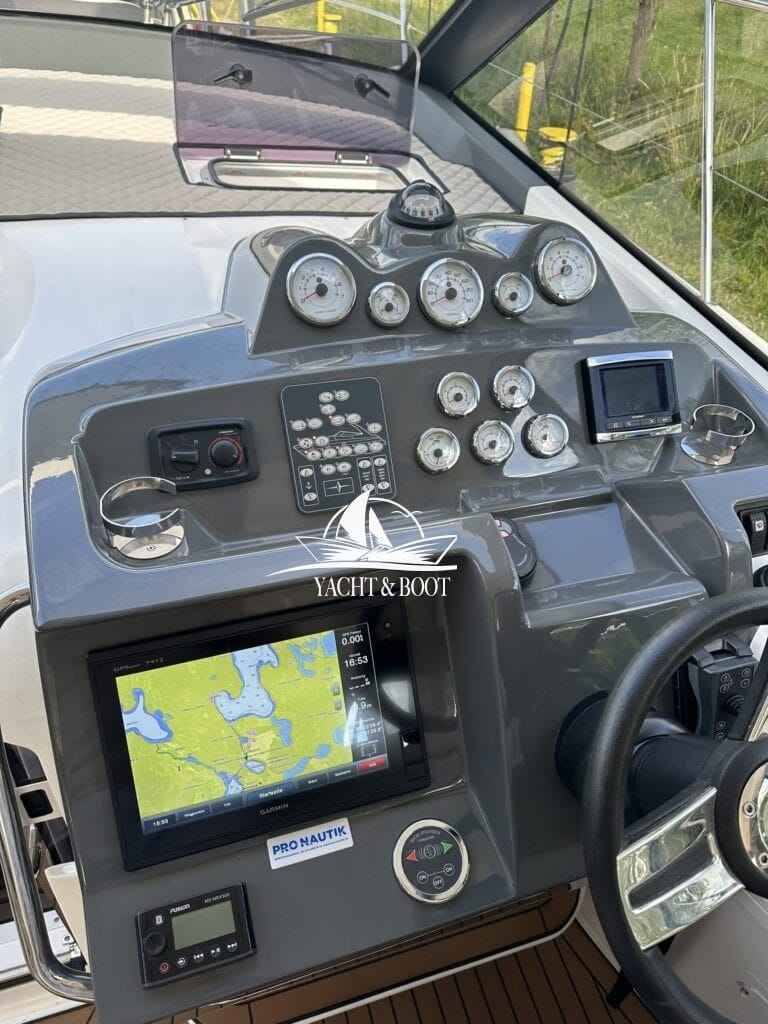 Motorboot Bavaria S 40 HT