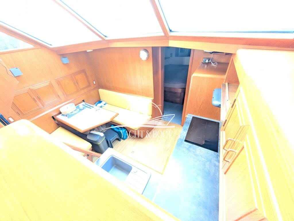 Motorboot Camargue Yacht 42 Sundeck