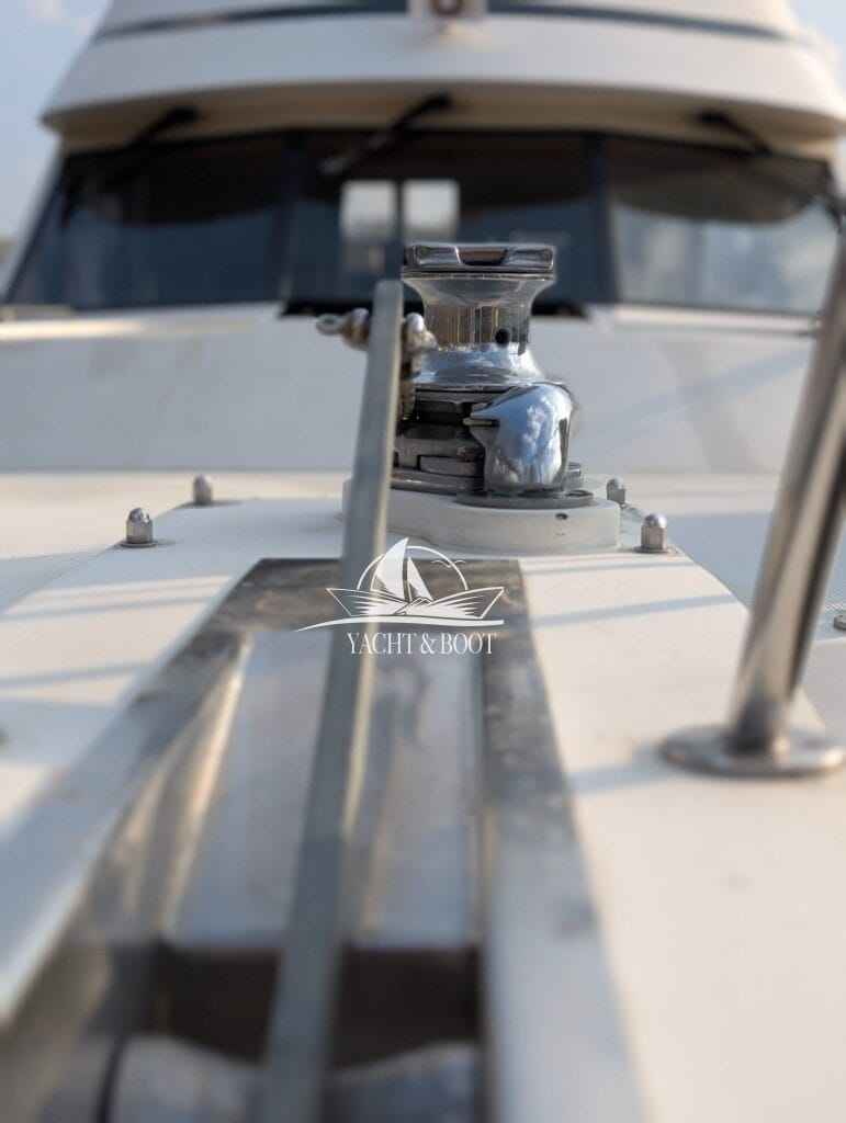 Motorboot Camargue Yacht 42 Sundeck
